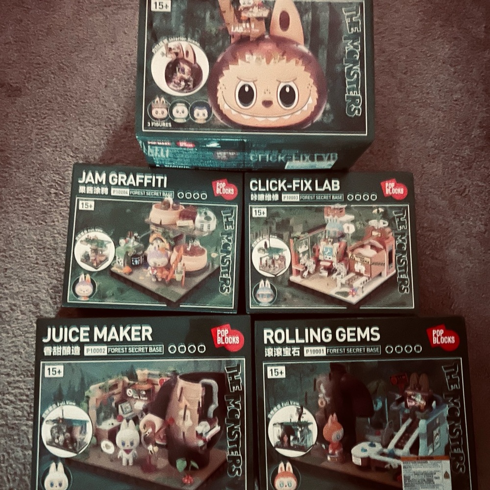 The Monsters LABUBU Building SET complete